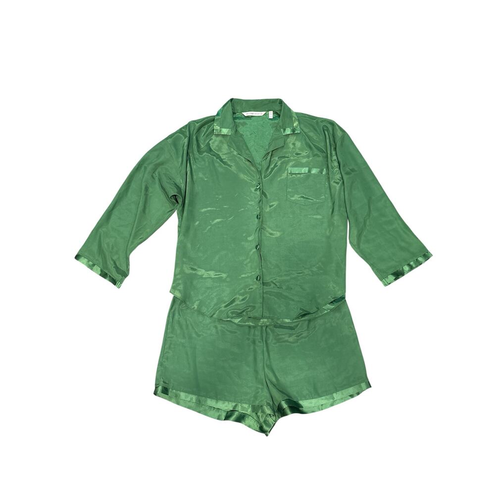 Victoria’s Secret pajama short set green silky 2 piece size women’s large